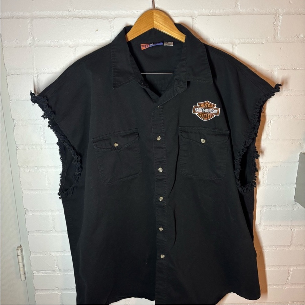 Harley-Davidson Black Sleeveless Button-Down Shirt